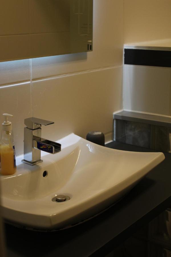 Sohre Hotel Хамбург Екстериор снимка