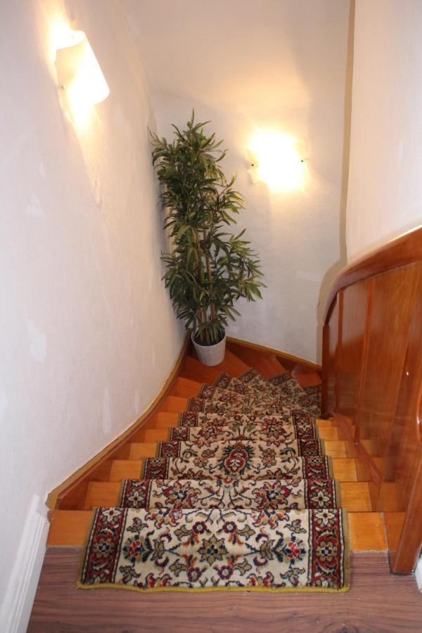 Sohre Hotel Хамбург Екстериор снимка